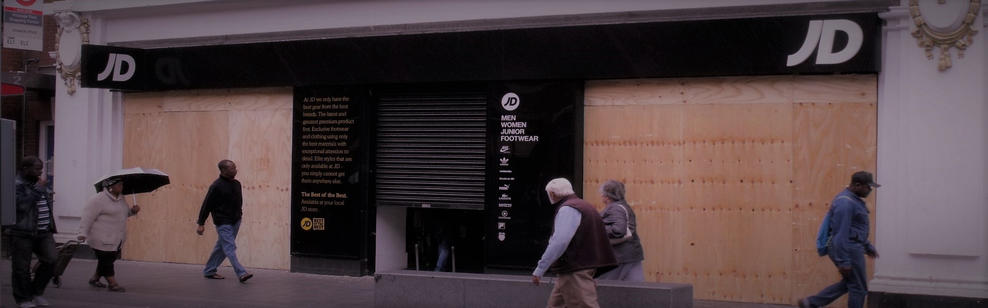 Slider, Glaziers in Kings Langley, Chipperfield, WD4